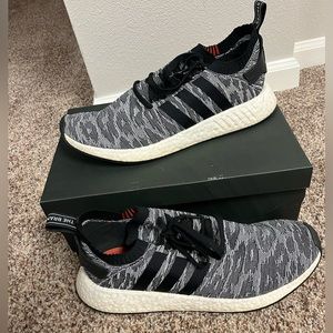 Adidas NMD R2 Black White Future Harvest Athletic Sneakers 13 USED